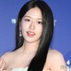 IVEユジン、美ウエストのぞく純白衣装姿「引き締まっててかっこいい」「天使」と反響 画像