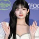 IVEレイ、ピンクヘア×オン眉にファン歓喜「似合いすぎる」「もはや2次元」 画像