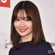 小嶋陽菜、ボーダーショーパンで色白美脚際立つ「マリンルック可愛い」「スタイル抜群」の声 画像