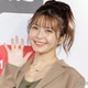 AAA宇野実彩子、シャツから美脚披露「おしゃれ」「カッコいい着こなし」 画像
