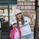 川栄李奈、“シングルマザー”演じる新ドラマのオフSHOTを公開「派手な親子」 画像