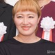 丸山桂里奈、整備された自宅庭公開 愛娘がブランコ楽しむ姿に「広くて綺麗」「理想的なお庭」と反響 画像