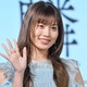 元AKB48メンバー、鮮やかピンクワンピから美脚スラリ「スタイル良すぎ」「色白で眩しい」と反響 画像