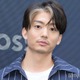 伊藤健太郎「新しい家族」との2ショット公開「優しい顔になってる」「まだ小さくて可愛い」と反響 画像