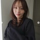 神部美咲、スリット入りデニムロングスカート姿で美脚披露「セクシー」「脚が綺麗」の声 画像