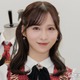 AKB48小栗有以、ミニスカ衣装ショット多数公開「ビジュ良すぎ」「脚が綺麗すぎる」と反響 画像