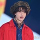 BUDDiiS小川史記、舌ペロ＆バーンで観客虜に ヒョウ柄ベレー帽の個性派スタイリング【ガルアワ2026SS】 画像