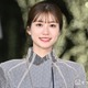生見愛瑠、美脚輝くミニスカ私服ショット公開「脚長すぎる」「シンプルでスタイル際立つ」と反響 画像