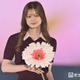 紺野彩夏、カリフォルニアディズニーで美脚披露「おしゃれ上級者」「スタイル抜群」と反響 画像