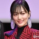 山下美月、肩出しドレス姿に絶賛の声「美しさが限界突破」「骨格から綺麗」 画像