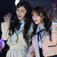 おさき＆さくら、トップバッターで「学生ランウェイ」開幕 制服風ミニスカ衣装から美脚輝く 画像