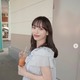 サッカー日本代表 上田綺世選手の妻・由布菜月「初めての父の日」0歳長女のユニフォーム姿＆父親のアクスタ握る様子公開「パパの背番号だ」「パワーが届いてる」の声 画像
