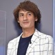 本並健治「ヘアカラー」鏡越しの自撮りショット公開「仕上がりが楽しみです」「何色になるんだろう？」の声 画像