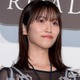 「鬼の花嫁」片岡凜、オフショルトップス姿に反響「スタイル抜群」「かっこいい大人の女性」 画像