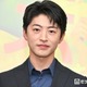 GENERATIONS佐野玲於、不倫勧める夫役に挑戦 休憩中も徹底した役作り【夫に不倫をお願いされました】 画像