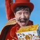 堺雅人「マクドナルド」新CMで全身真っ赤×ユニークなヒゲ 前作続篇でアクションも挑戦 画像