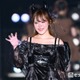 登録者数90万超美人YouTuber、圧巻スタイル際立つキャミ×ミニボトム姿に熱視線「おしゃれな海外ショットみたい」「脚が真っ直ぐで綺麗すぎる」 画像