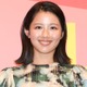 渡邉美穂、母親と韓国へ オフショル姿の食事ショットに反響「デコルテがツヤツヤ」「プラベ感嬉しい」 画像