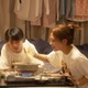 川口春奈“和”と高杉真宙“”将一”のかけがえのない愛の記憶と笑顔の日常捉える『ママがもうこの世界にいなくても　私の命の日記』 画像