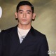 本木雅弘の息子・UTA、祖母・樹木希林さんの命日に幼少期の2ショット公開「微笑ましい一コマ」「足の間に収まってて可愛い」 画像