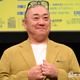 2児の父・山本圭壱、1歳長女・にこりちゃんとの“おこ顔”披露「癒し効果抜群」「公園にお出かけかな？」の声 画像
