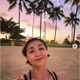香坂みゆき、ハワイでの背中ざっくり水着ショット公開「スタイル抜群」「背中もウエストラインも綺麗すぎ」の声 画像