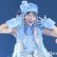 しなこ「TGC北九州」記念すべき10回目幕開けスペシャルパフォーマンス TikTokバズ楽曲を替え歌バージョンで披露「10周年にしなGO」 画像