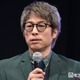 田村淳「パパによじ登ってくる次女」親子ショット公開「大好きが溢れてる」「べったりで可愛い」と反響 画像