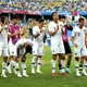 W杯から帰国の韓国代表に生卵…その映像が話題に 画像