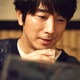 俳優・眞島秀和と十番の名居酒屋で飲んだら、大人の渋さに酔わされた！ 画像